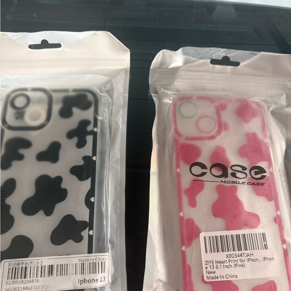 SHEIN Heart Pattern iPhone Case - Black and Pink